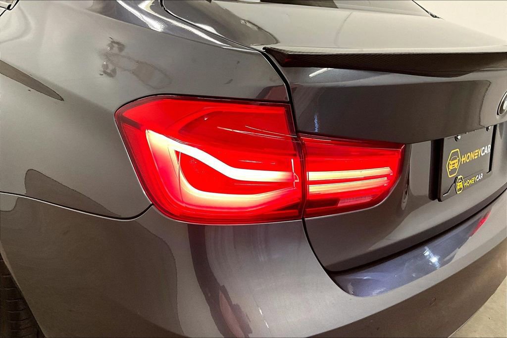 Used 2018 BMW M3 image 23