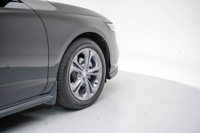 Used 2023 Honda Accord EX image 14
