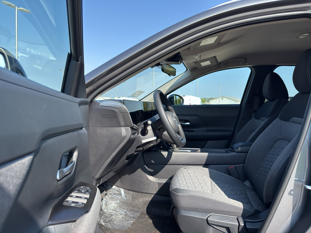 New 2026 Nissan Kicks SV w/ Cold Weather Package image 11