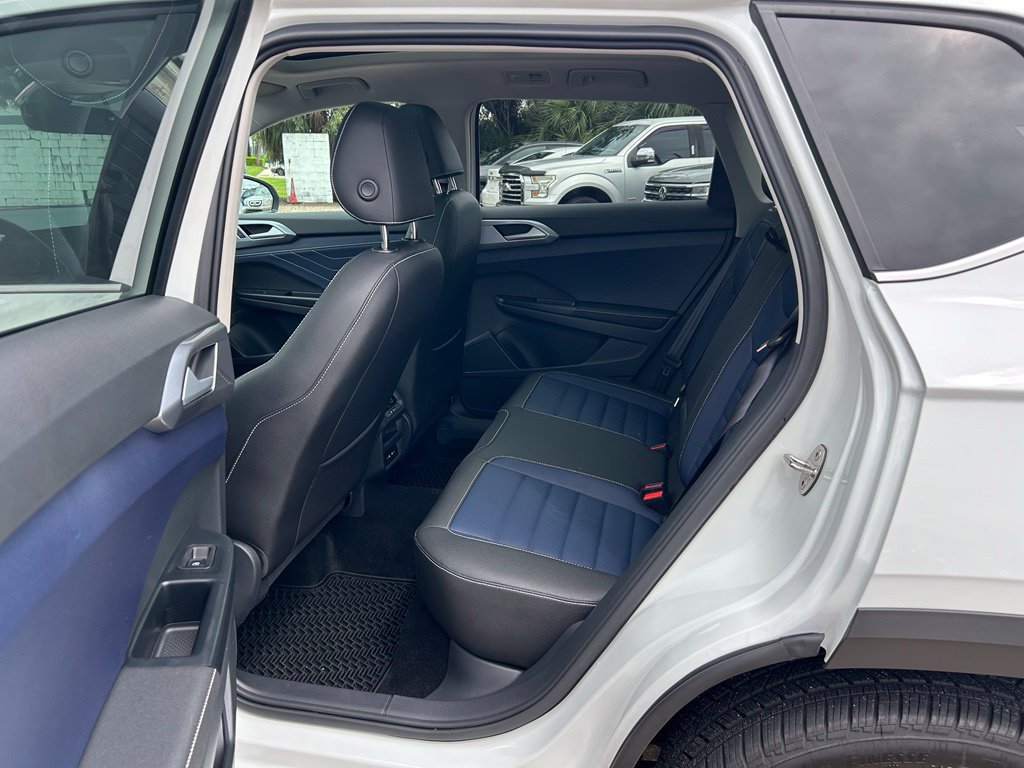Used 2026 Volkswagen Taos SEL AWD/4WD image 47