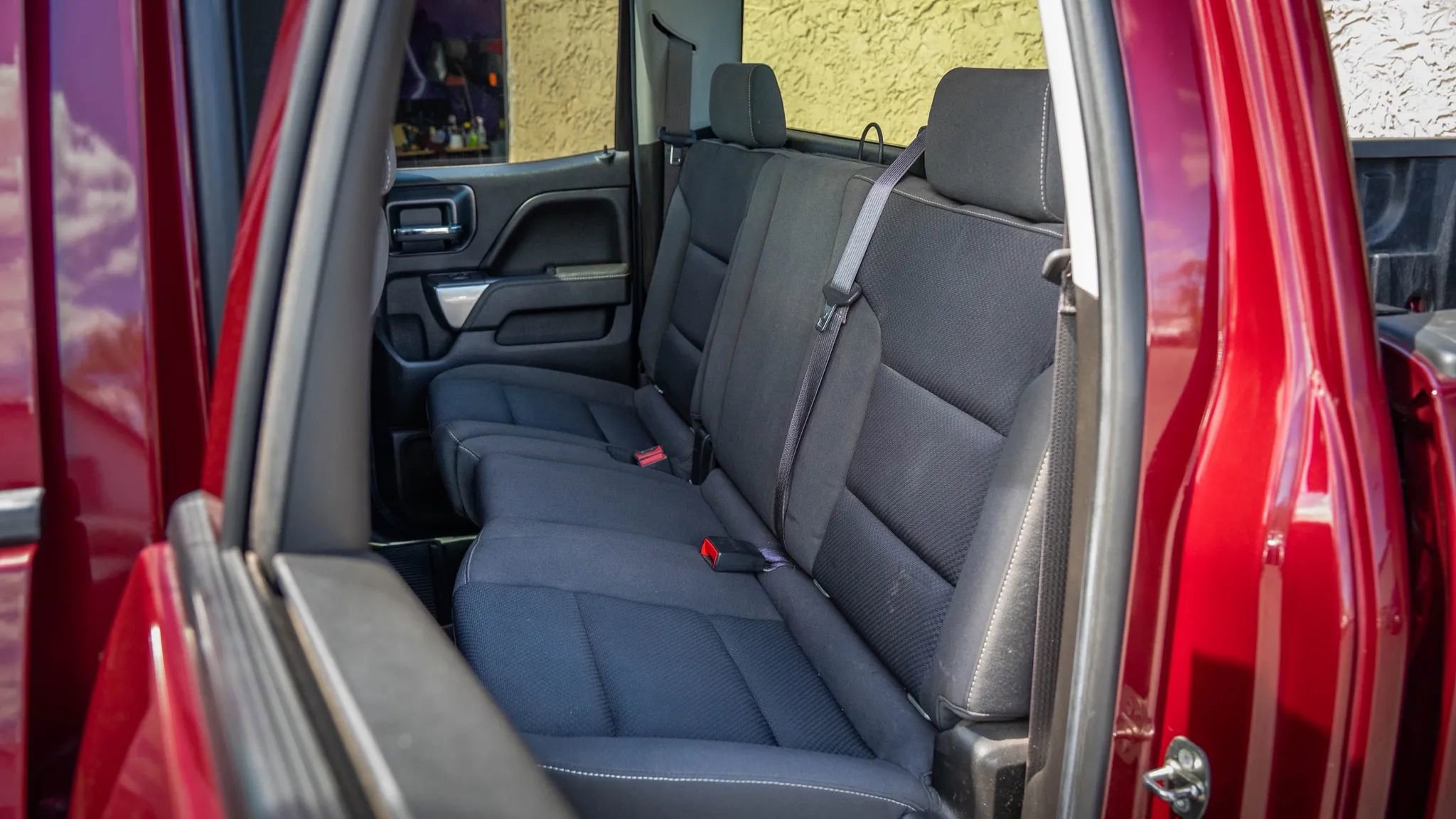 Used 2015 Chevrolet Silverado 1500 LT AWD/4WD image 9