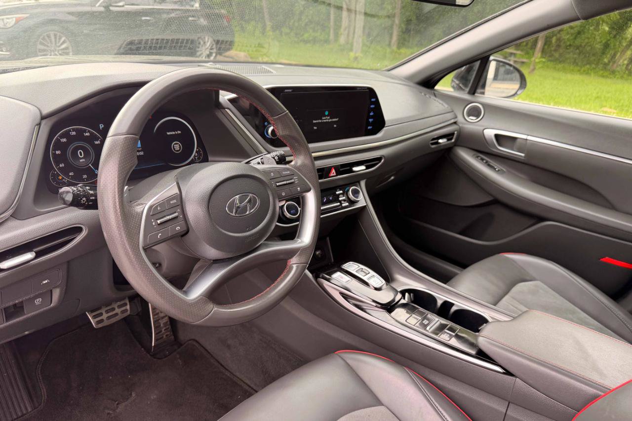 Used 2022 Hyundai Sonata SEL Plus w/ Cargo Package FWD image 16