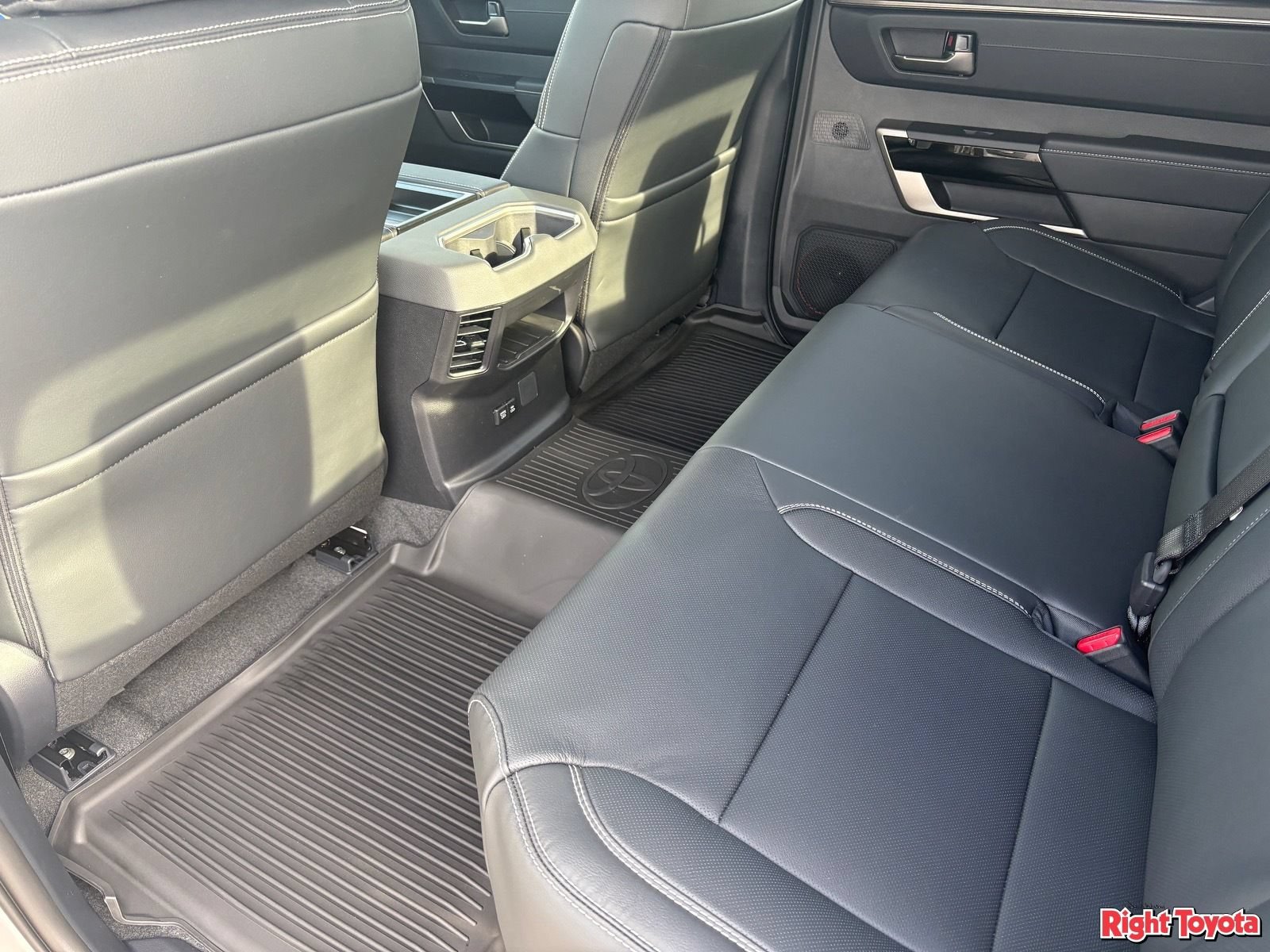 New 2026 Toyota Tundra Limited AWD/4WD image 17