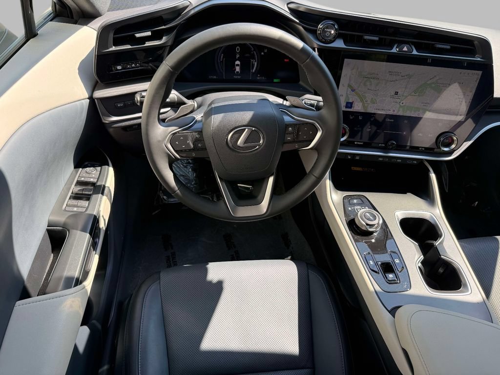 Used 2023 Lexus RZ 450e Premium w/ Technology Package AWD/4WD image 4