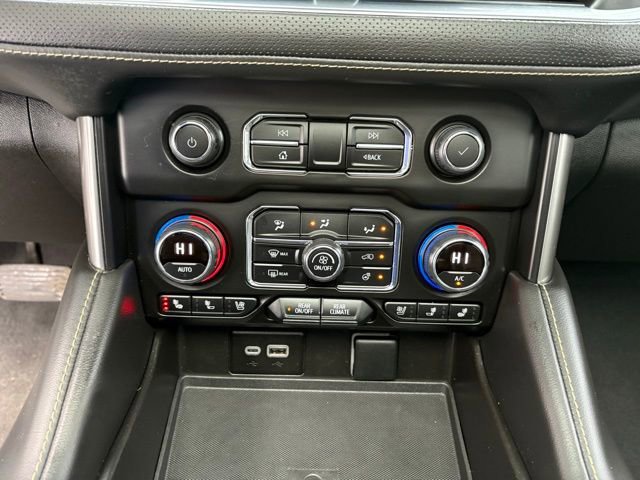 Used 2023 Chevrolet Tahoe Premier w/ Advanced Technology Package image 21