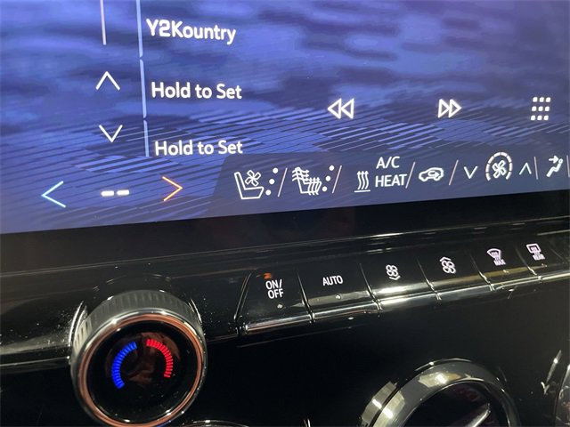 Certified 2025 Chevrolet Blazer EV RS image 30