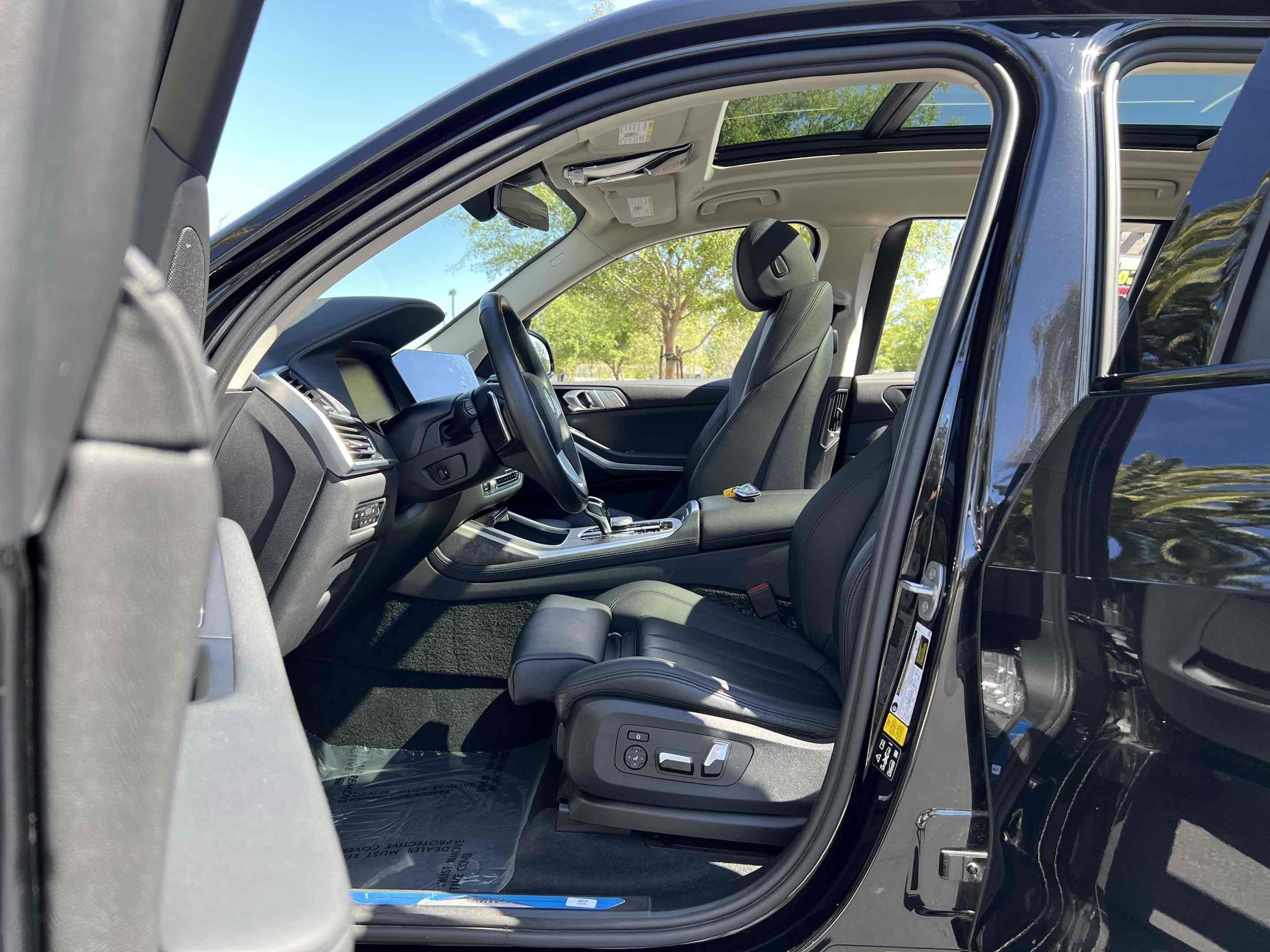 Used 2022 BMW X7 xDrive40i w/ Premium Package AWD/4WD image 70