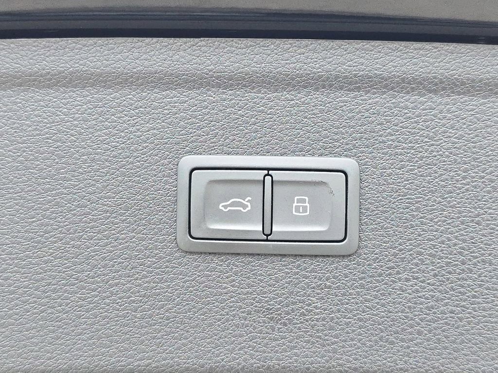 Certified 2023 Audi Q5 2.0T Premium Plus w/ Premium Plus Package AWD/4WD image 13