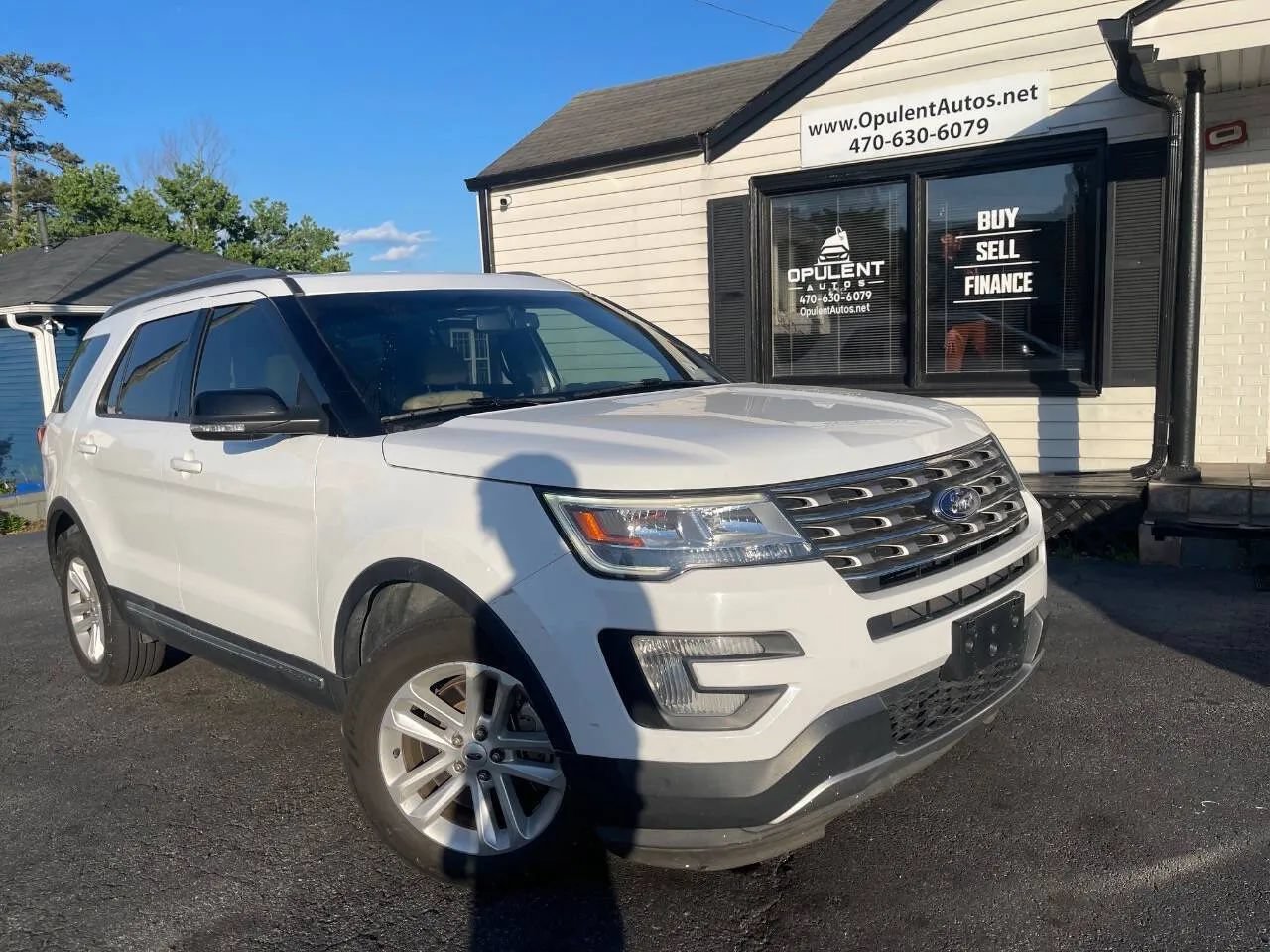 Used 2017 Ford Explorer XLT w/ Equipment Group 201A