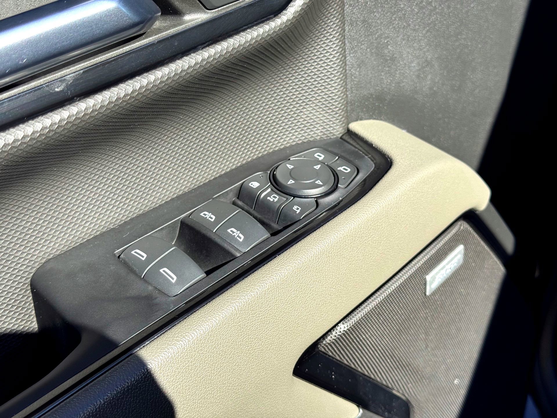 Used 2024 Chevrolet Silverado 2500 ZR2 w/ ZR2 Bison Edition image 18