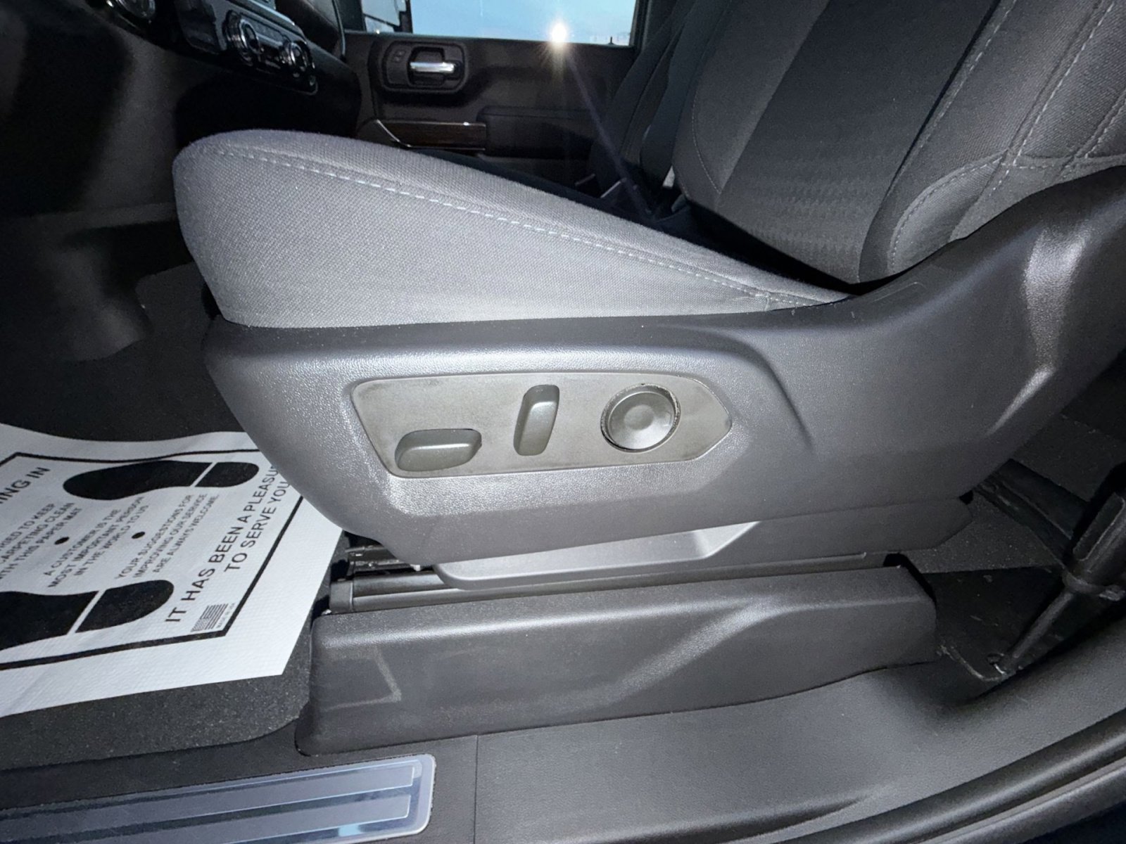 Used 2024 GMC Sierra 2500 SLE w/ SLE Convenience Package image 14