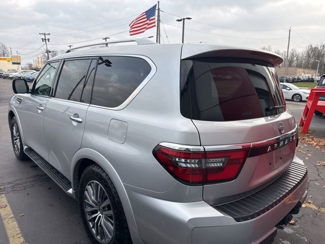 Used 2024 Nissan Armada SL w/ Captain's Chairs Package image 2