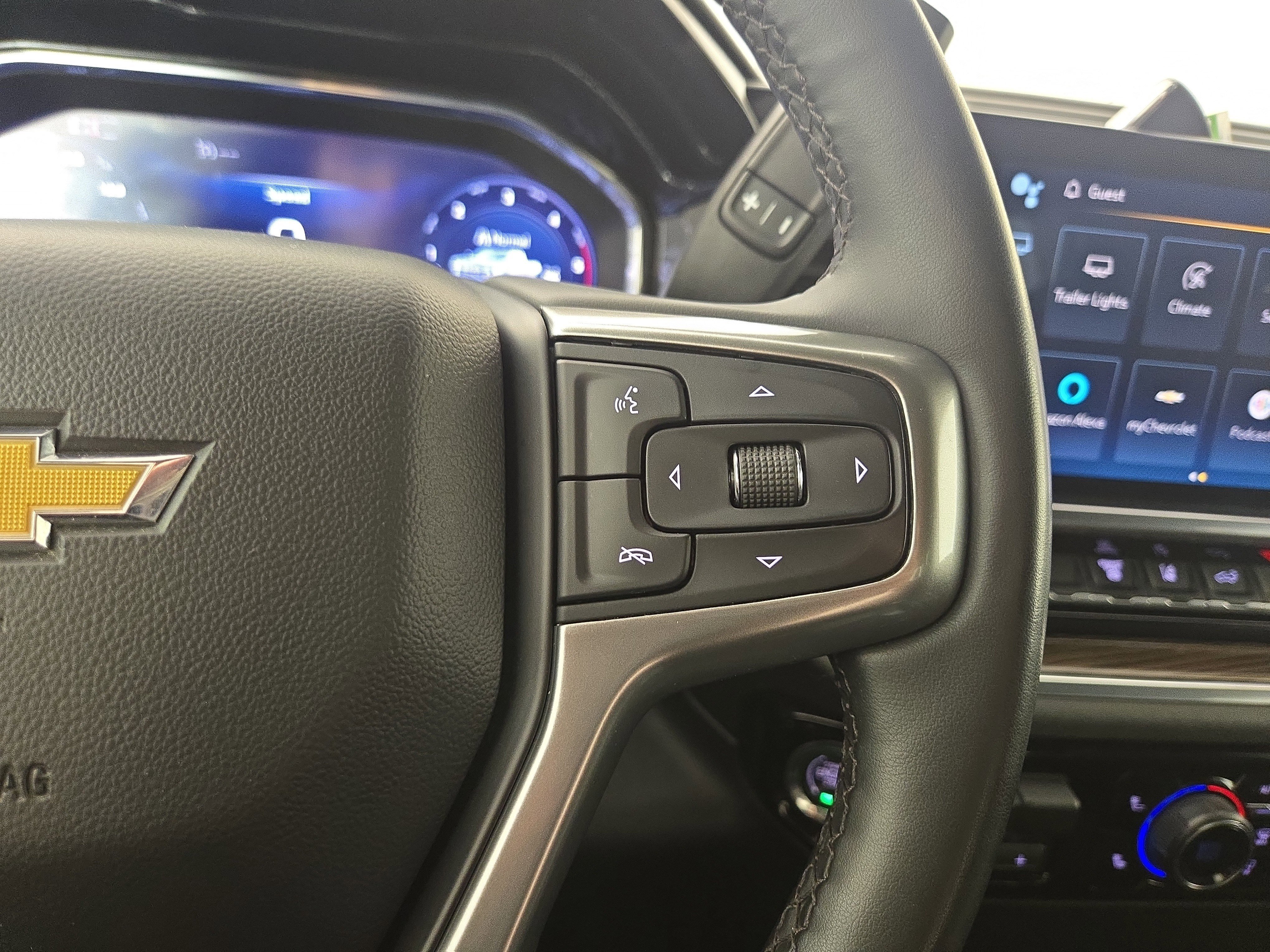 Certified 2024 Chevrolet Silverado 3500 LT w/ Convenience Package image 16