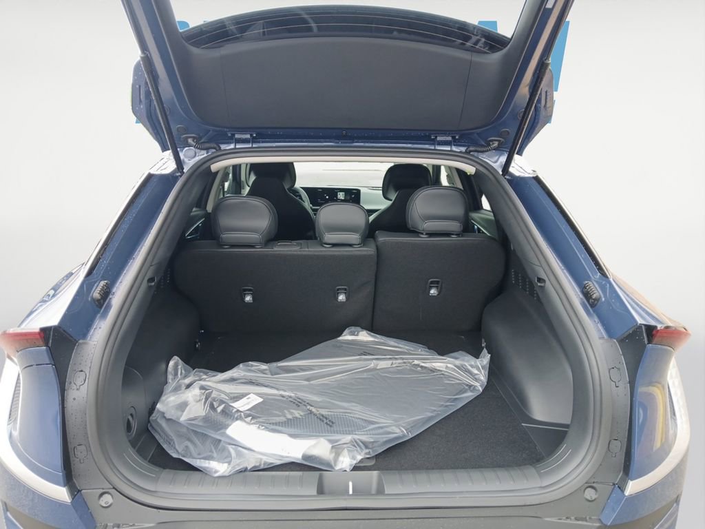 New 2025 Kia EV6 Light w/ Light LR Technology Package image 16