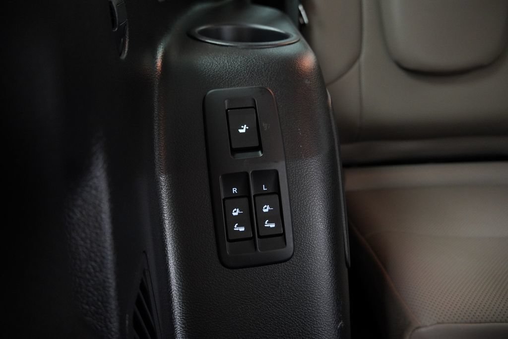 Used 2022 Lexus GX 460 Premium w/ Premium Plus Package AWD/4WD image 16