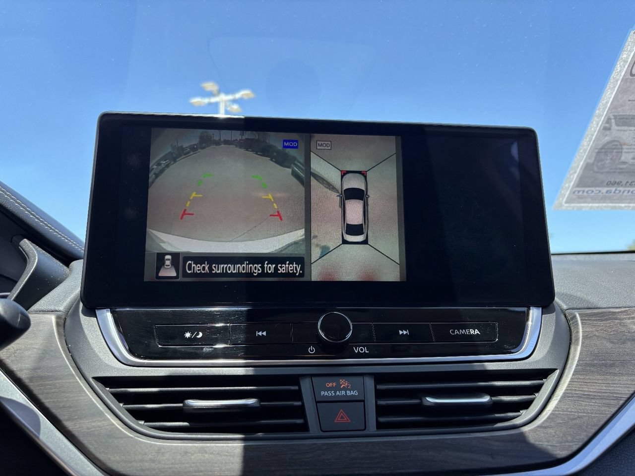 Used 2024 Nissan Altima 2.5 SL FWD image 23