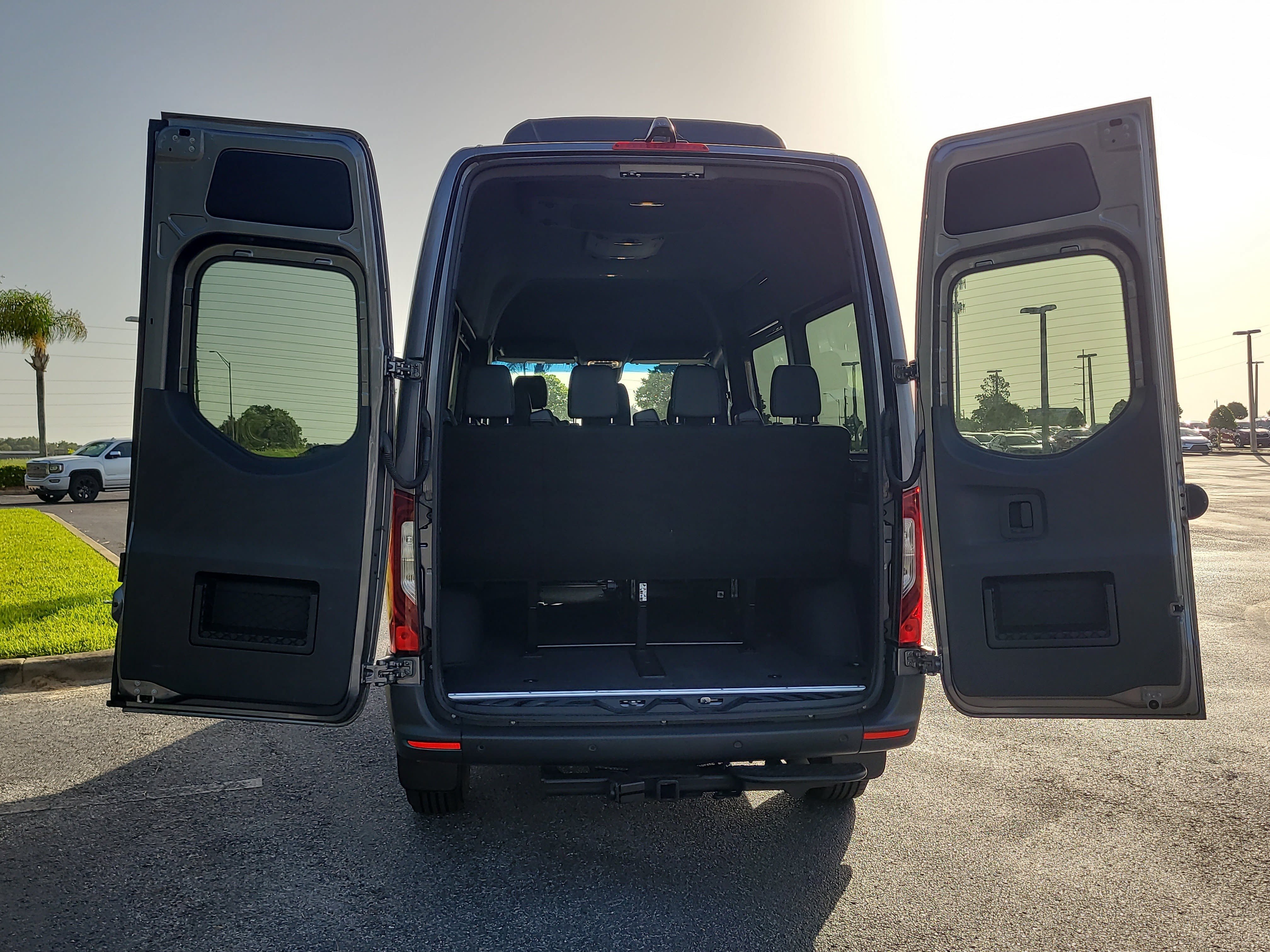 Used 2023 Mercedes-Benz Sprinter 2500 image 11