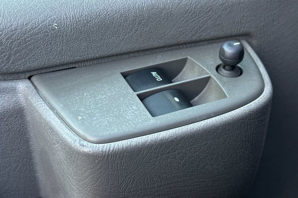 Used 2020 Chevrolet Express 2500 w/ Communications Package image 12