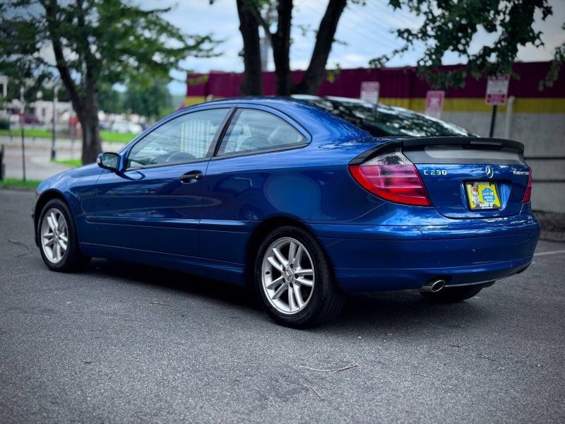 Used 2002 Mercedes-Benz C 230 Coupe image 5