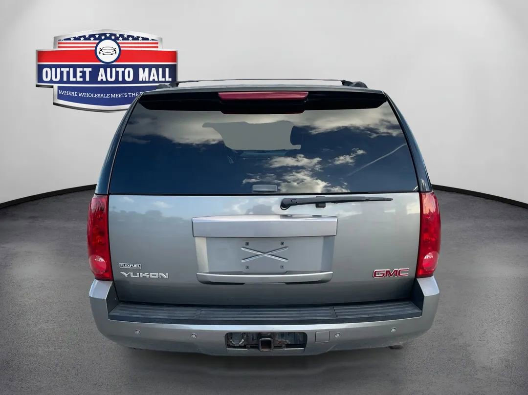 Used 2007 GMC Yukon SLT w/ SLT Preferred Equipment Group image 4