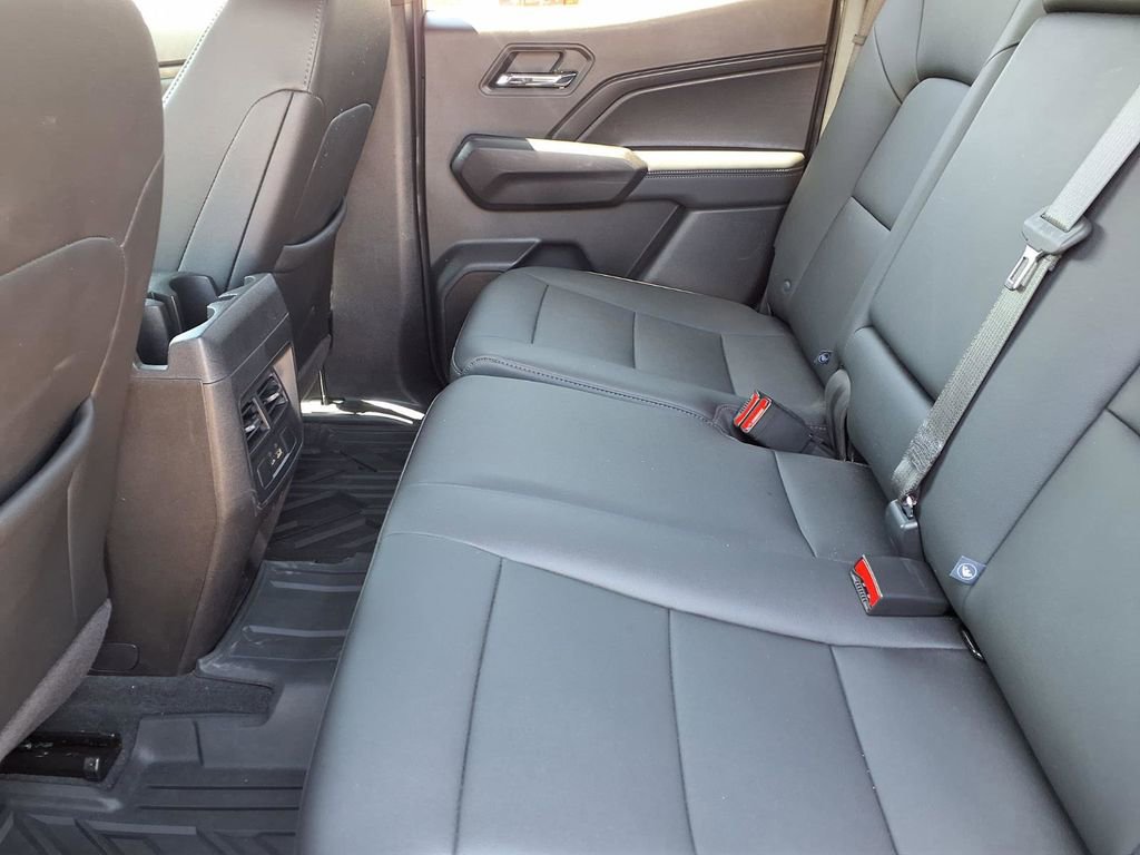 Used 2025 GMC Canyon Elevation w/ Convenience Package RWD image 12