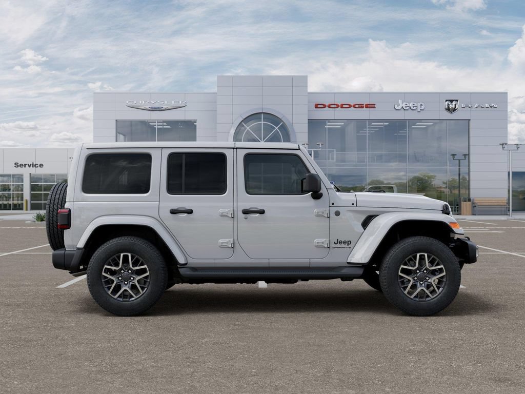 New 2026 Jeep Wrangler Unlimited Sahara AWD/4WD image 25