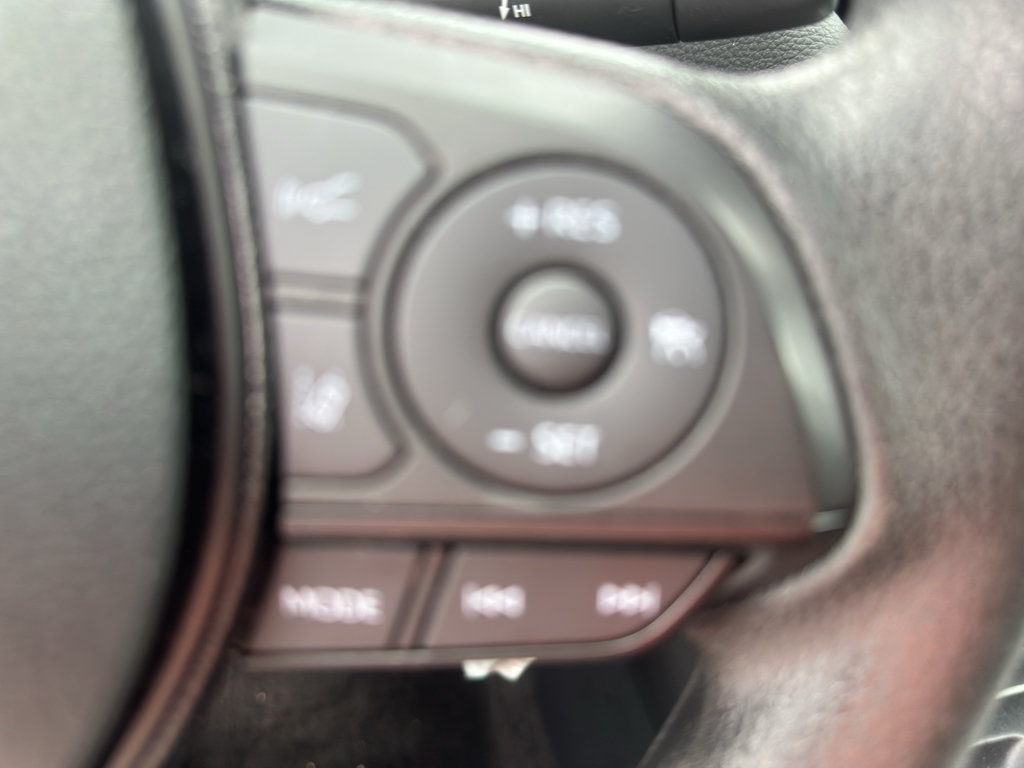 Used 2021 Toyota RAV4 LE AWD/4WD image 22