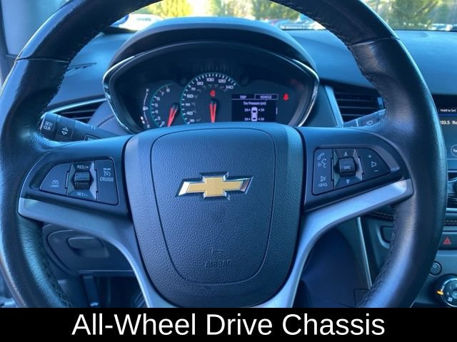 Used 2020 Chevrolet Trax LT w/ LT Convenience Package AWD/4WD image 10