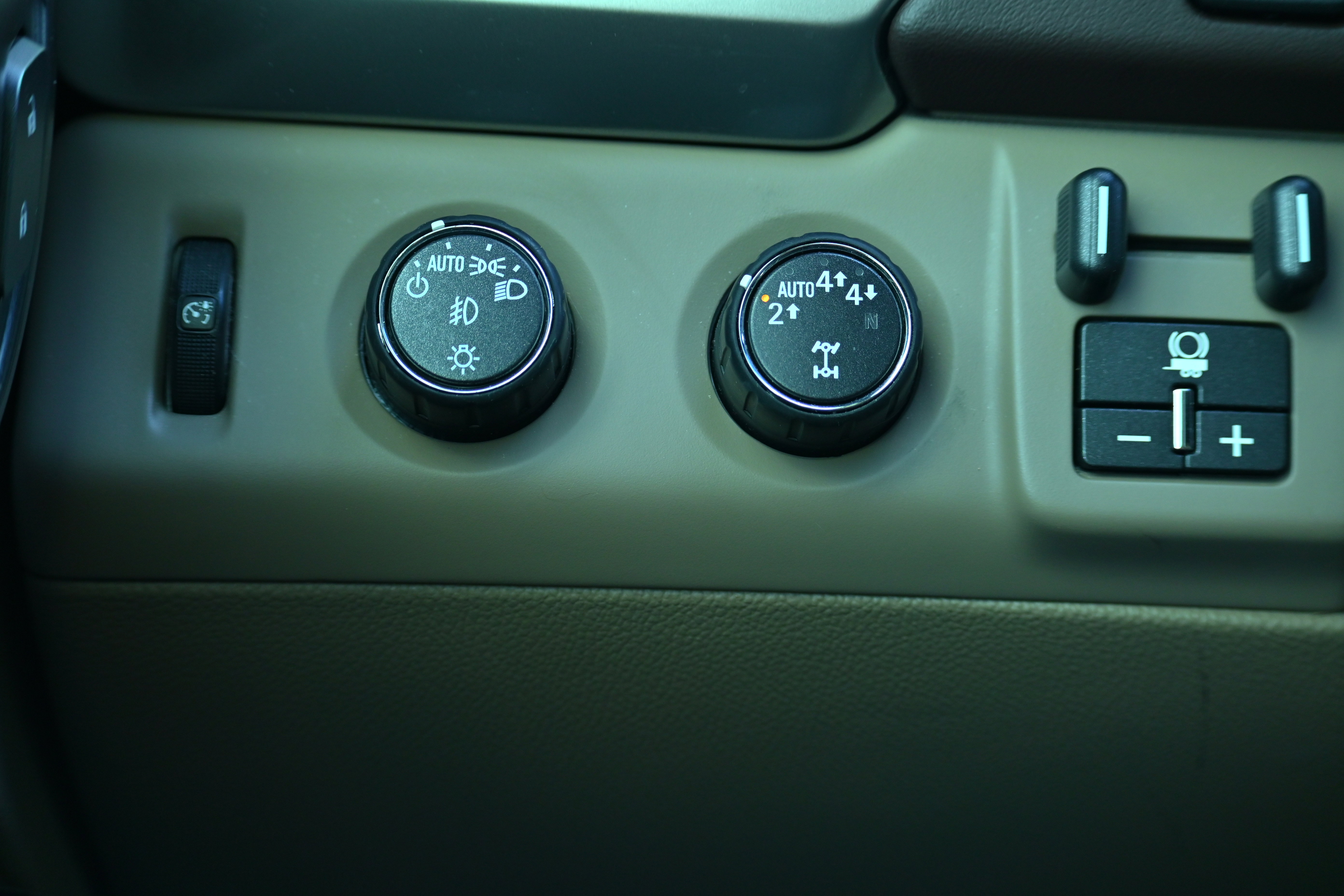 Used 2019 Chevrolet Tahoe Premier image 31