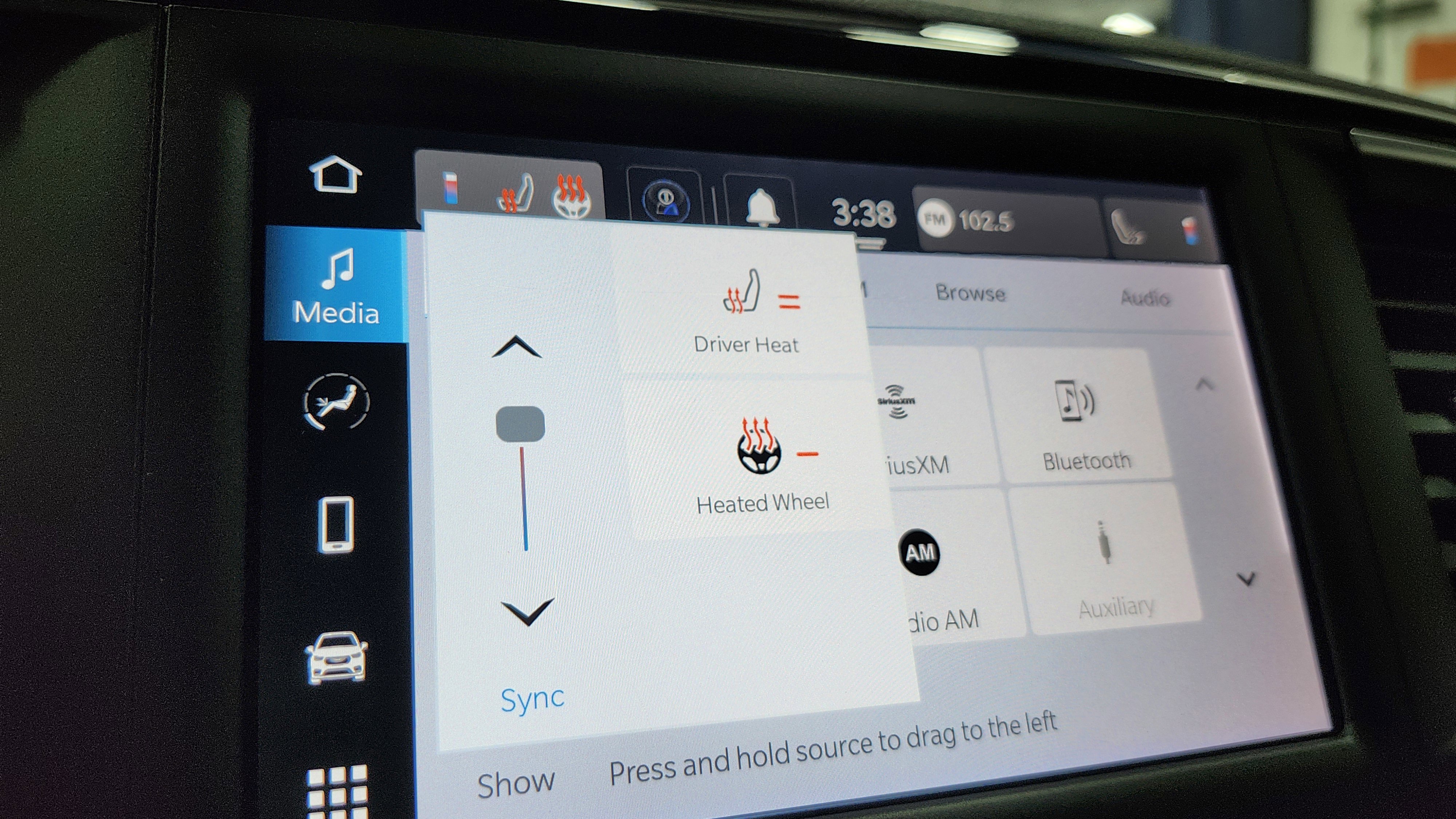 Used 2023 Chrysler Voyager LX image 6