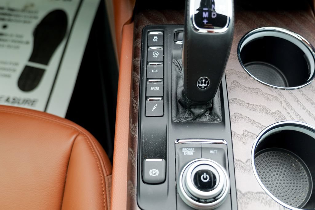 Certified 2023 Maserati Quattroporte Modena Q4 AWD/4WD image 53