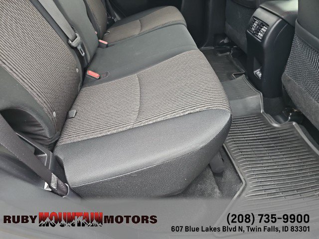 Used 2022 Toyota 4Runner TRD Off-Road AWD/4WD image 32