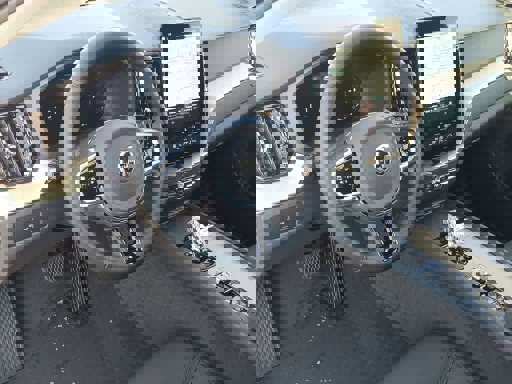 New 2026 Volvo XC60 B5 Plus w/ Protection Package Premier image 2