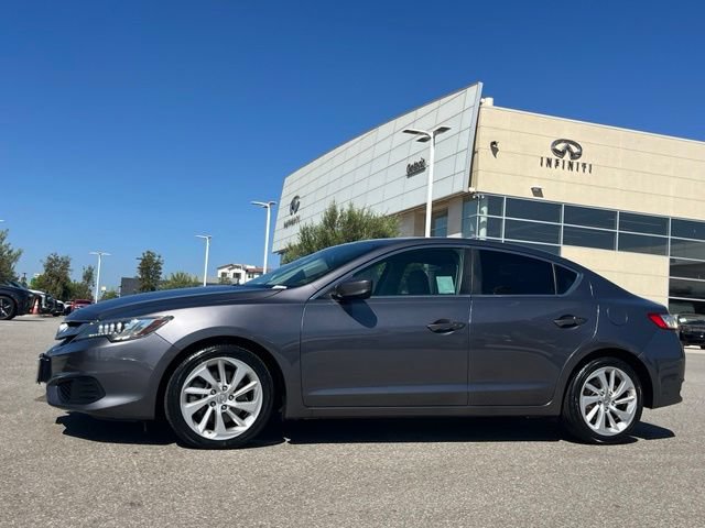 Used 2018 Acura ILX FWD image 2