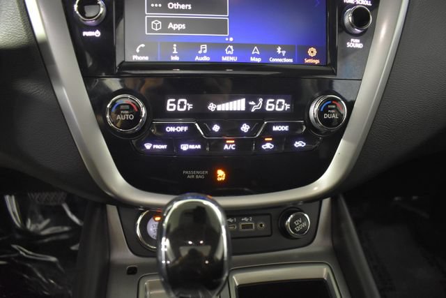 Used 2020 Nissan Murano SL w/ Moonroof Package AWD/4WD image 25