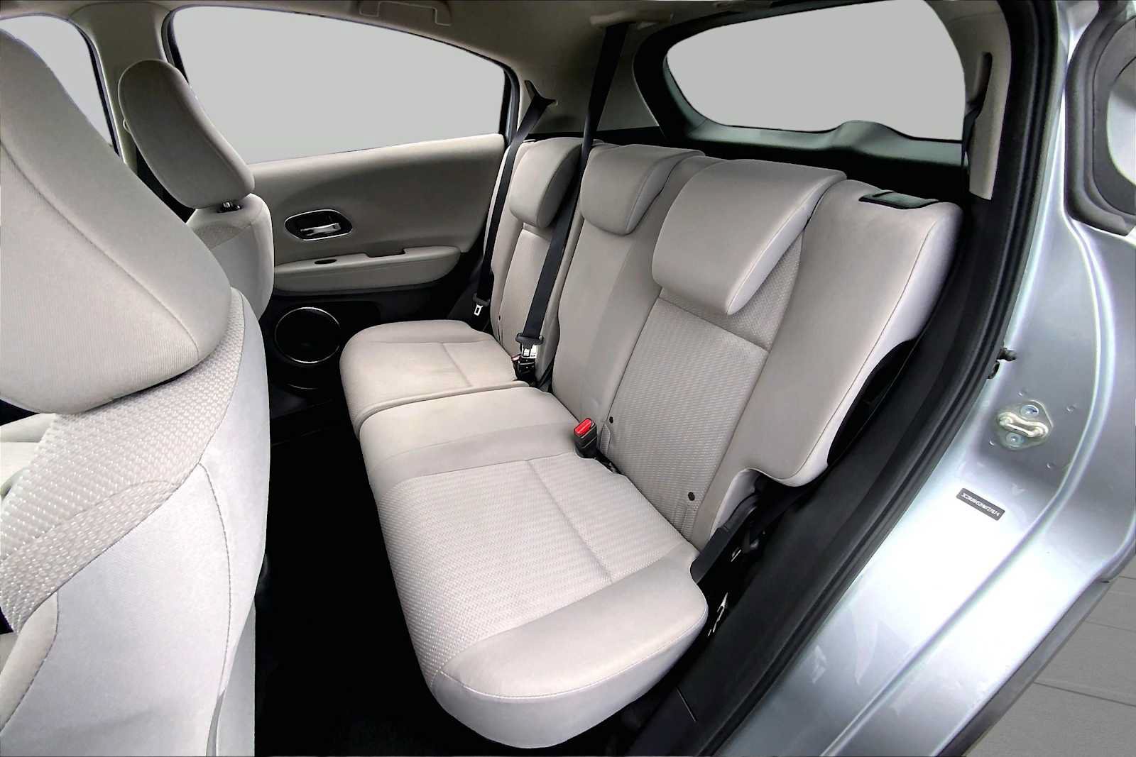 Used 2017 Honda HR-V EX image 21
