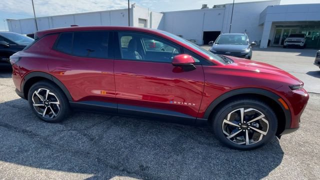 New 2026 Chevrolet Equinox EV LT FWD image 3