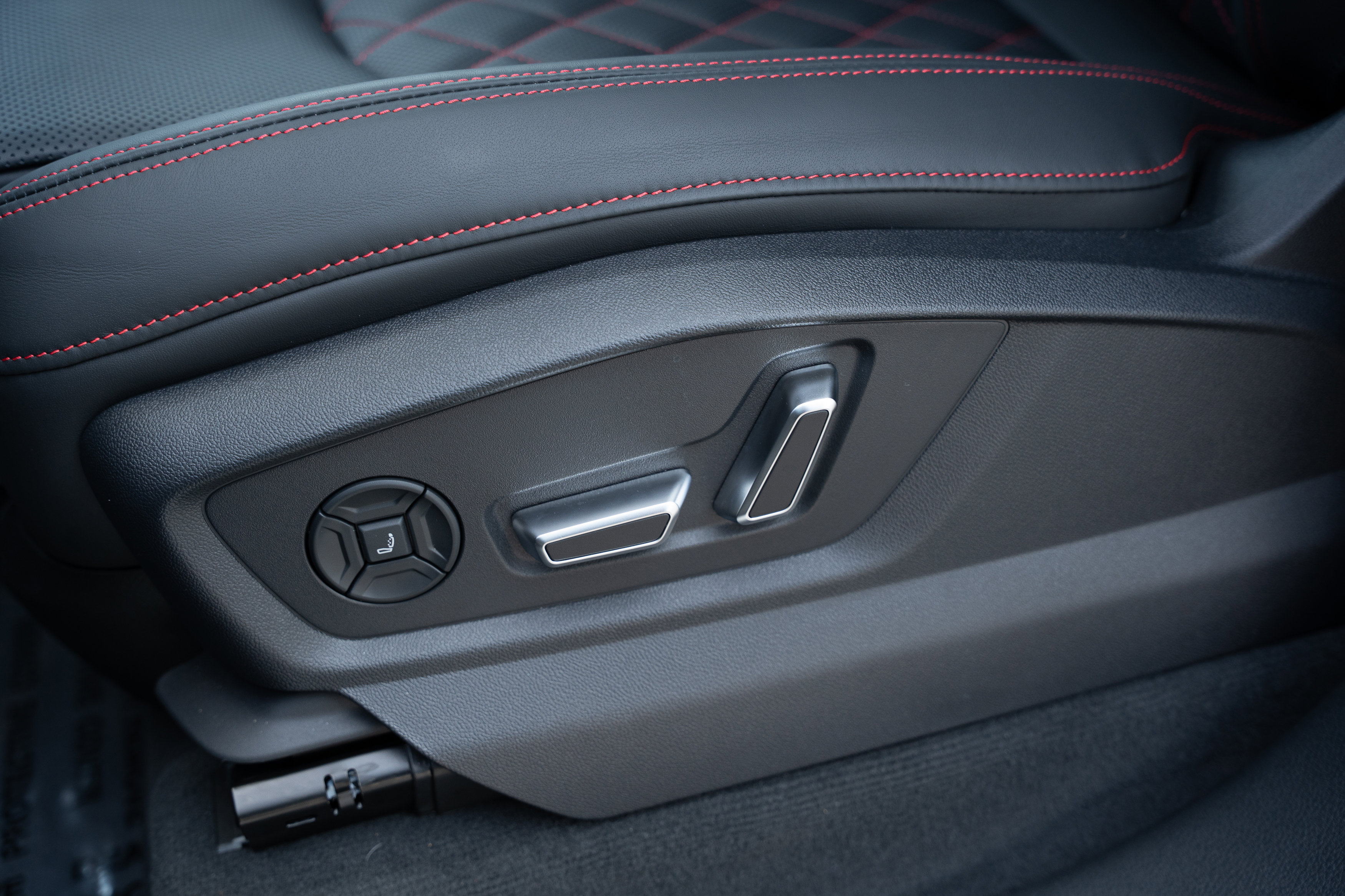 Certified 2026 Audi Q7 3.0T Prestige image 24