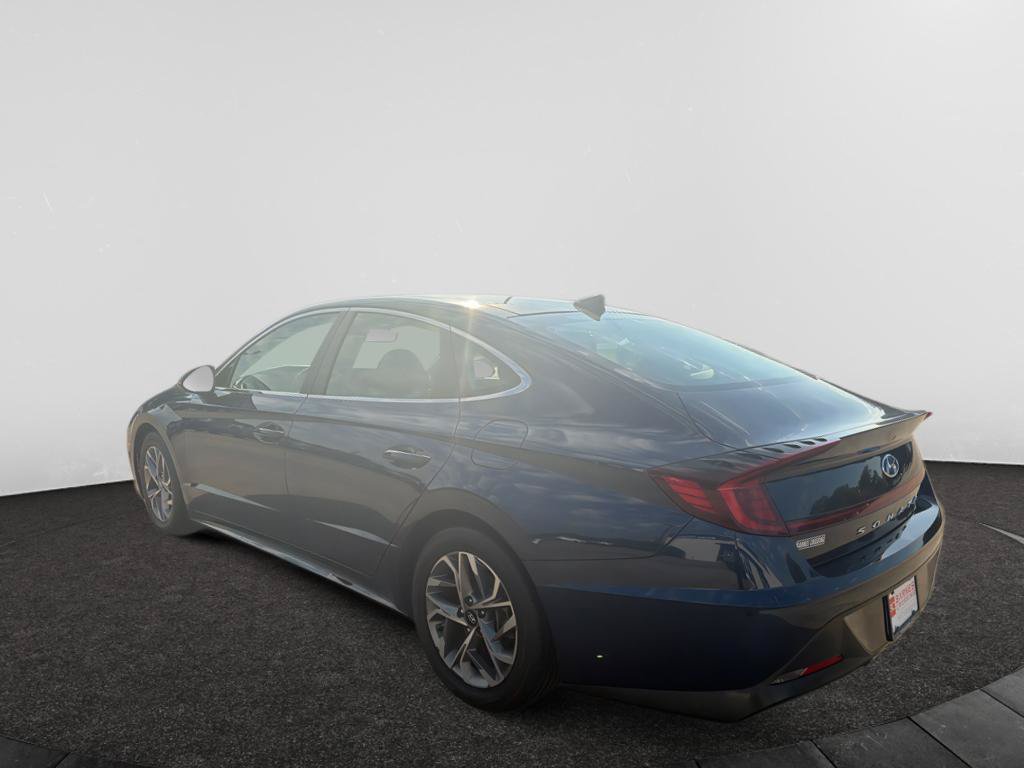 Used 2020 Hyundai Sonata SEL w/ Convenience + Sunroof Package FWD image 3