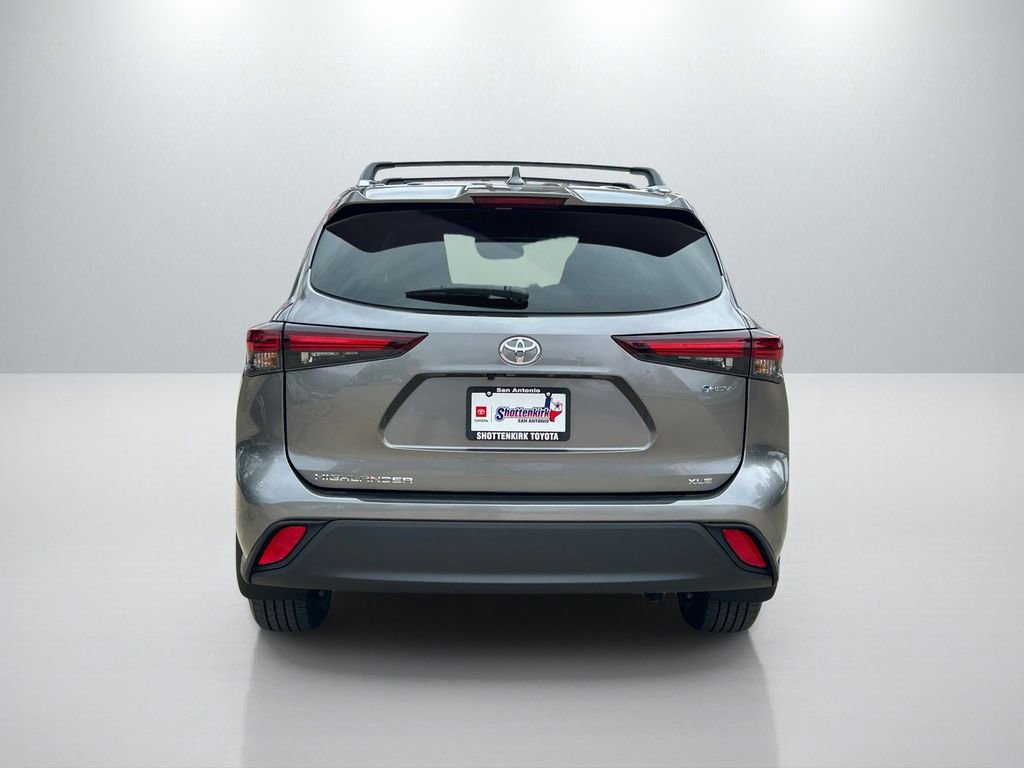 New 2026 Toyota Highlander XLE AWD/4WD image 6