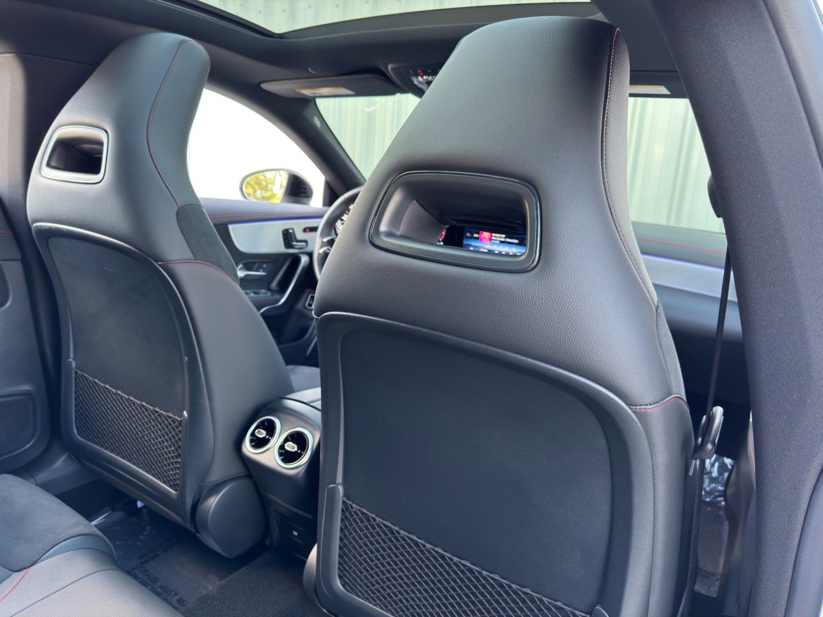 Used 2024 Mercedes-Benz CLA 250 4MATIC image 40