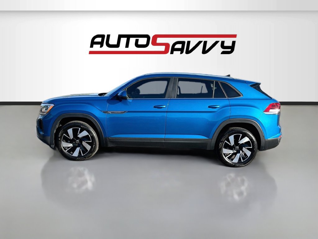 Used 2024 Volkswagen Atlas Cross Sport SE FWD image 4