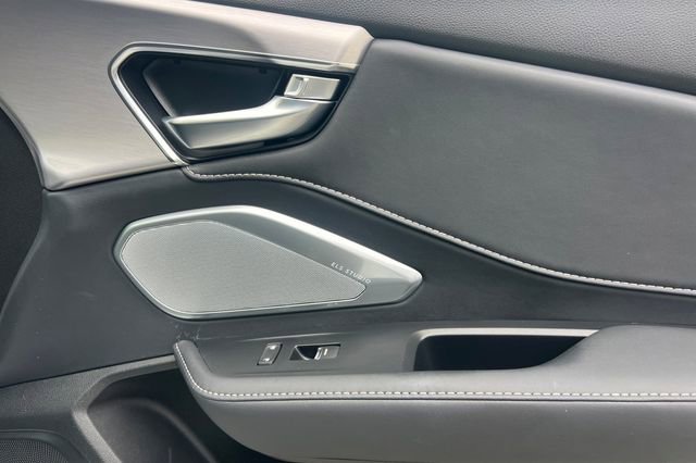 Certified 2025 Acura RDX w/ Technology Package image 20