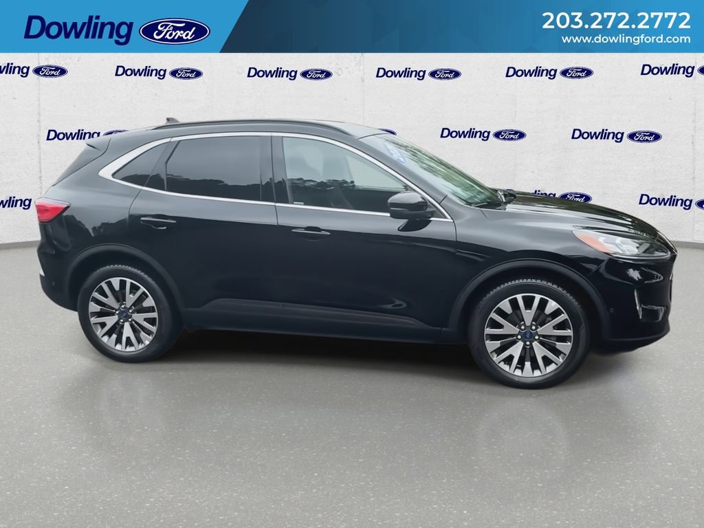 Certified 2020 Ford Escape Titanium image 4