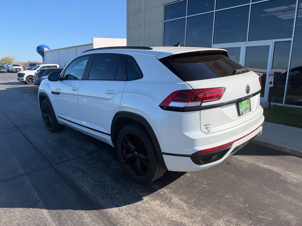 Used 2023 Volkswagen Atlas Cross Sport SEL R-Line AWD/4WD image 6