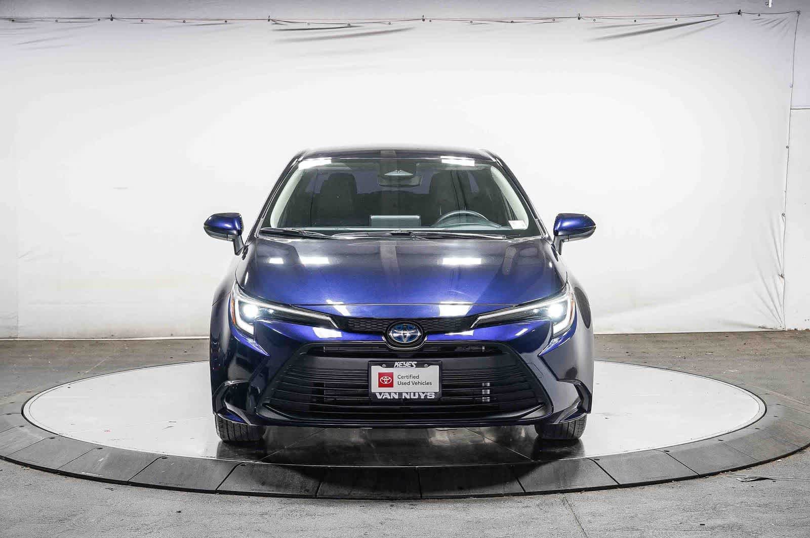 Certified 2025 Toyota Corolla LE FWD image 7