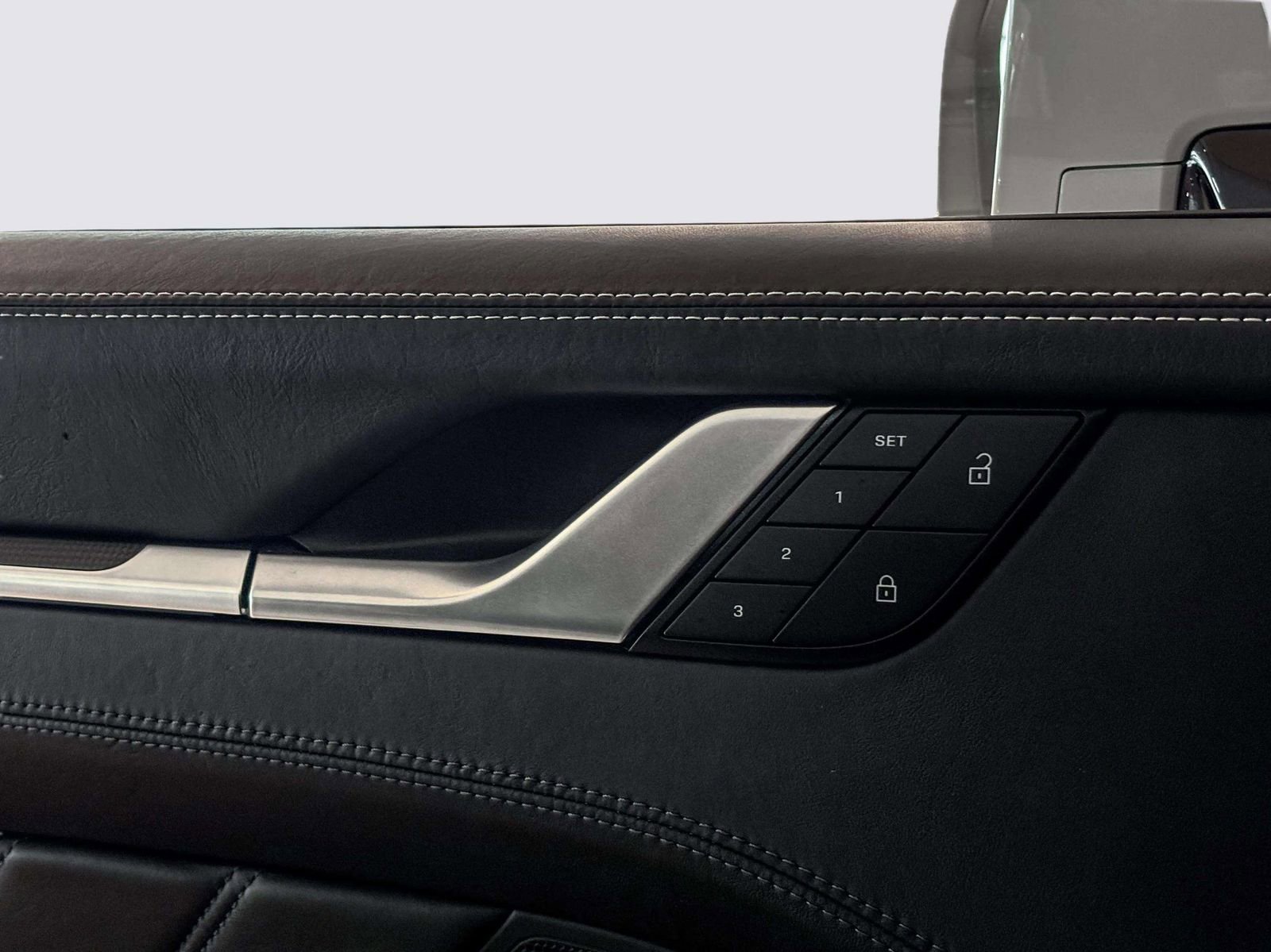 Used 2022 Porsche 911 Turbo S image 25