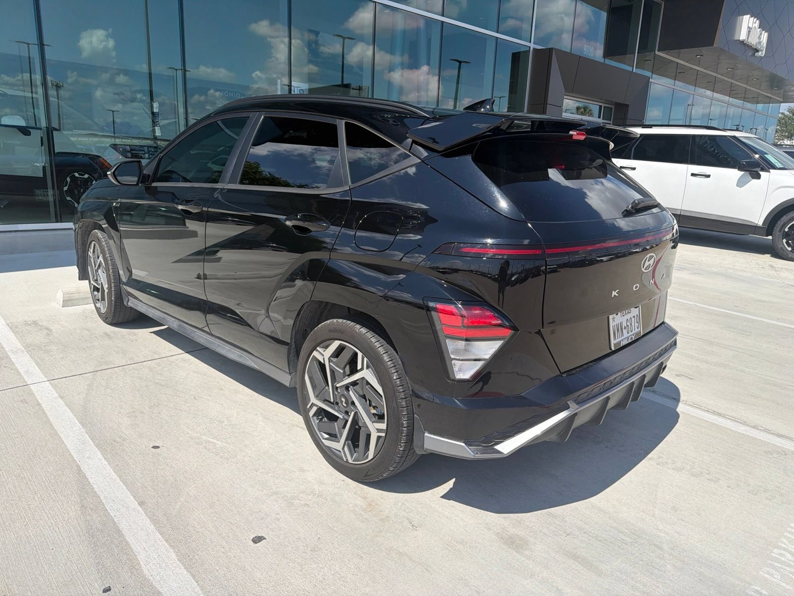 Used 2025 Hyundai Kona N Line S FWD image 7