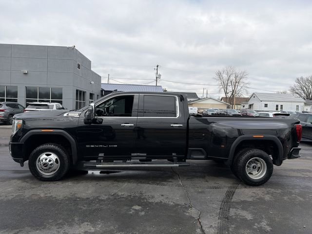 Used 2022 GMC Sierra 3500 Denali w/ Technology Package AWD/4WD image 7