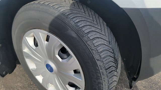 Used 2020 Ford Transit Connect XL image 2